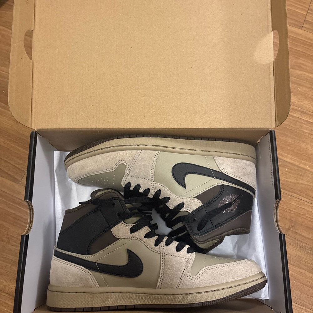 Jordan 1 Mid Khaki Sneakers
